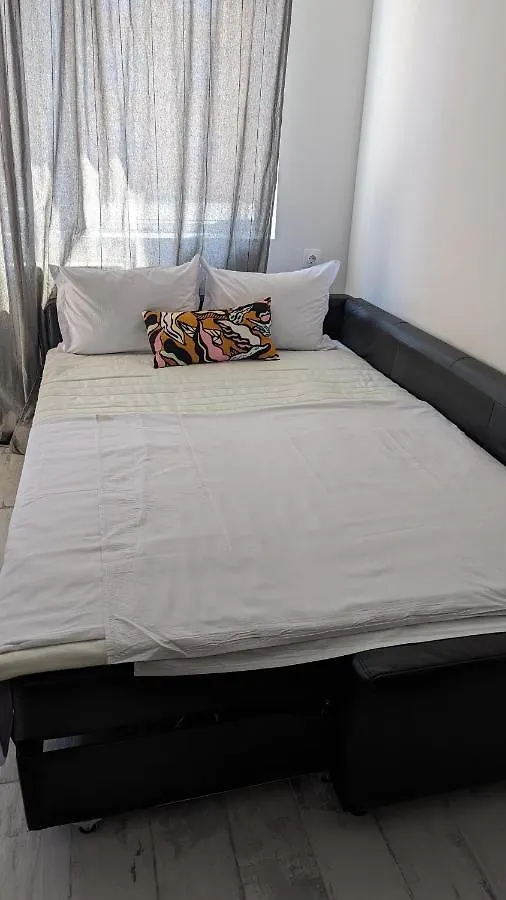 65 Duck House Apartment Sofia 0*,